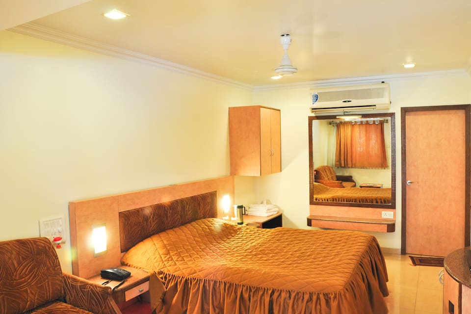 Hotel Lake View, Mahabaleshwar